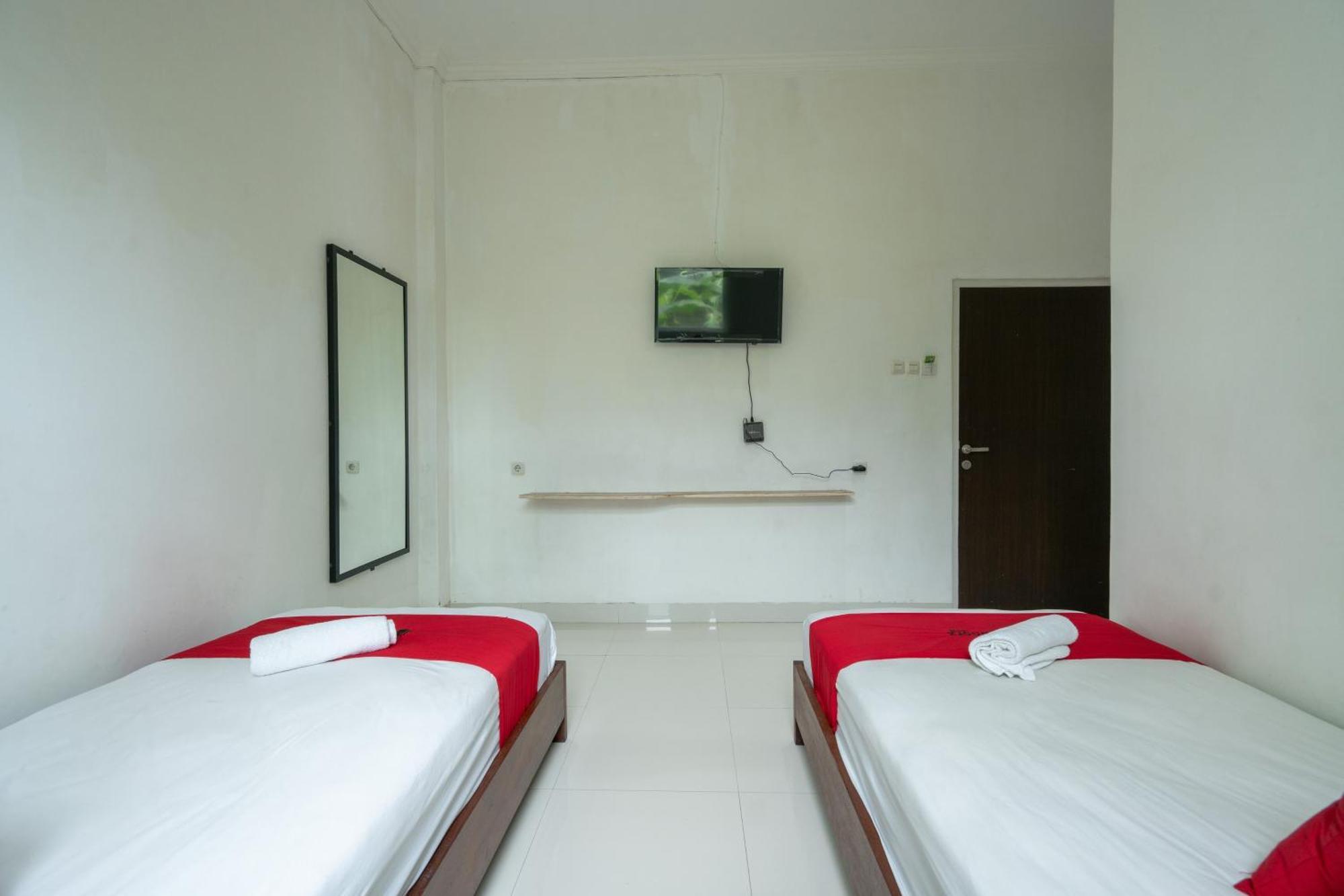 Reddoorz Near Ubud Village Sukawati Dış mekan fotoğraf