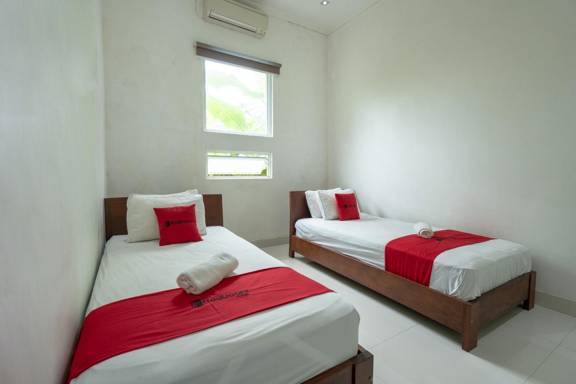 Reddoorz Near Ubud Village Sukawati Dış mekan fotoğraf