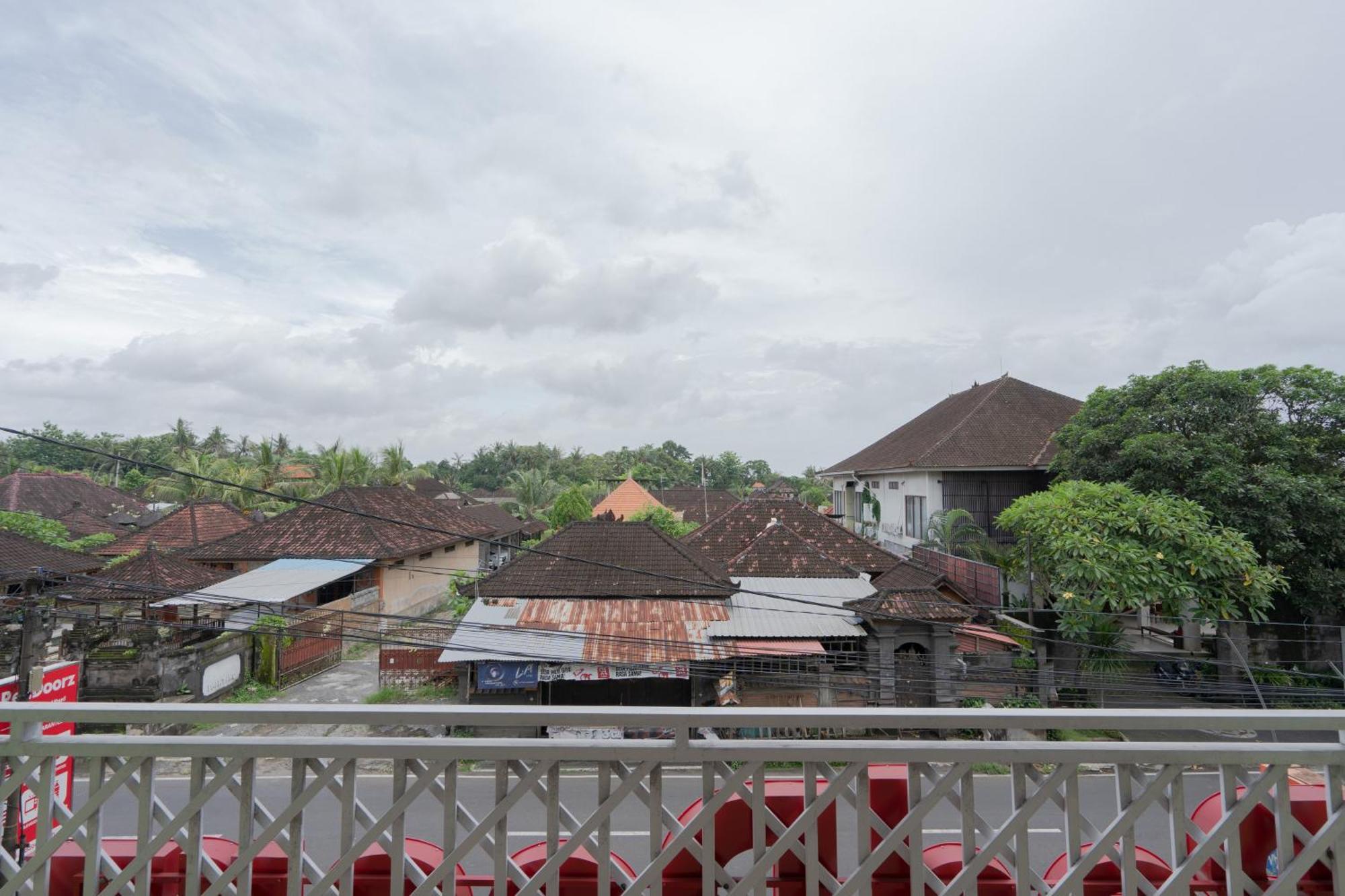 Reddoorz Near Ubud Village Sukawati Dış mekan fotoğraf